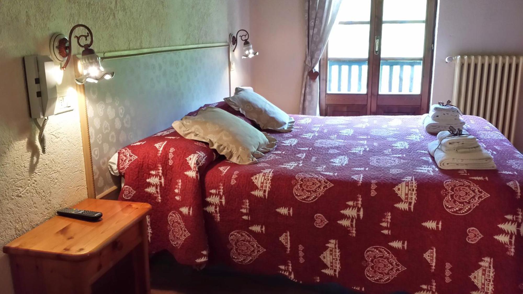 Hotel Locanda Belvedere Courmayeur Exteriör bild